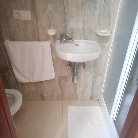 Δωμάτια σε οικογενειακή κατοικία Casa Mouro *